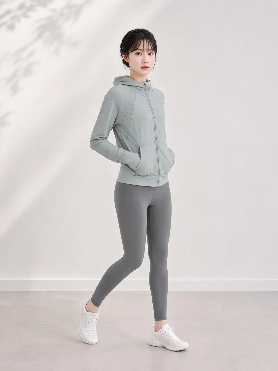 輕感透氣連帽防曬外套-3